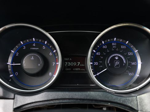 Used 2011 Hyundai Sonata GLS FWD image 29
