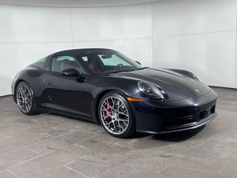 Certified 2026 Porsche 911 Targa 4S image 8