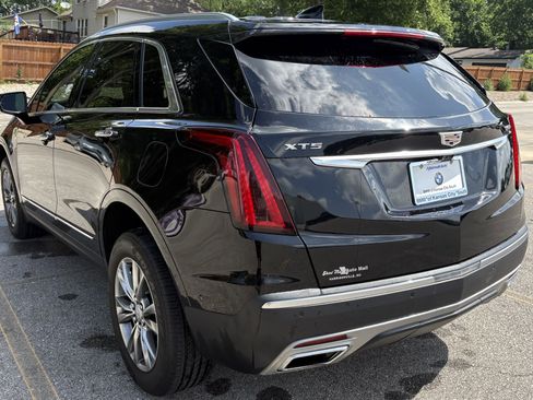 Used 2021 Cadillac XT5 Premium Luxury FWD image 8