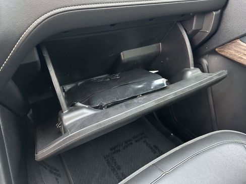 Used 2022 GMC Canyon Denali image 32