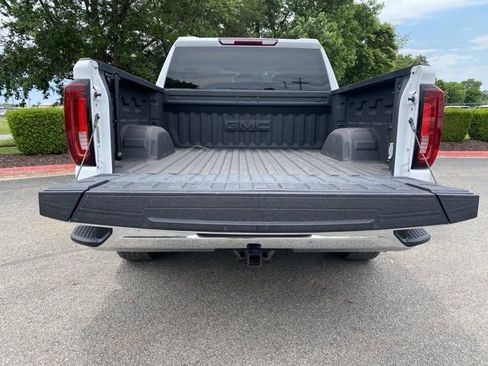 Used 2022 GMC Sierra 1500 SLT AWD/4WD image 8