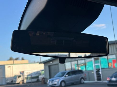 Used 2024 GMC Sierra 1500 Elevation image 24