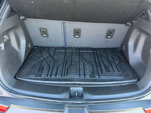 Used 2022 Chevrolet Bolt EUV Premier w/ Sun & Sound Package image 23