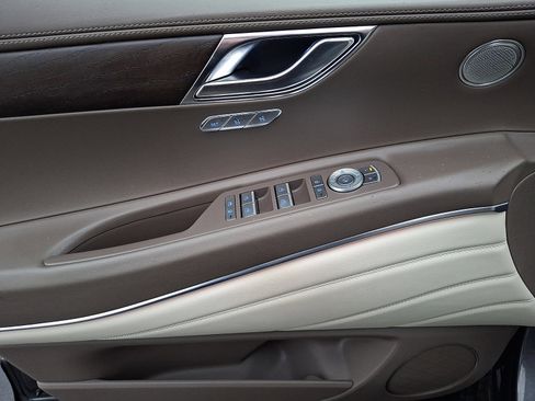 Certified 2023 Genesis GV80 2.5T image 12