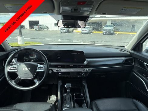 Used 2025 Kia Telluride S image 11