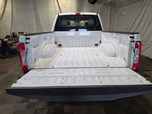 Used 2019 Ford F250 XL w/ STX Appearance Package AWD/4WD image 8