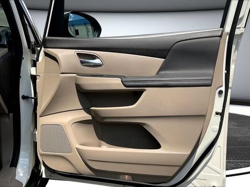 Used 2016 Honda Odyssey EX-L image 31