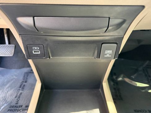 Used 2023 Honda Odyssey EX image 26