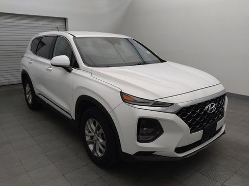Used 2019 Hyundai Santa Fe SE image 13