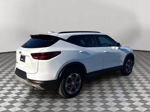 Used 2024 Chevrolet Blazer LT w/ Convenience Package image 7