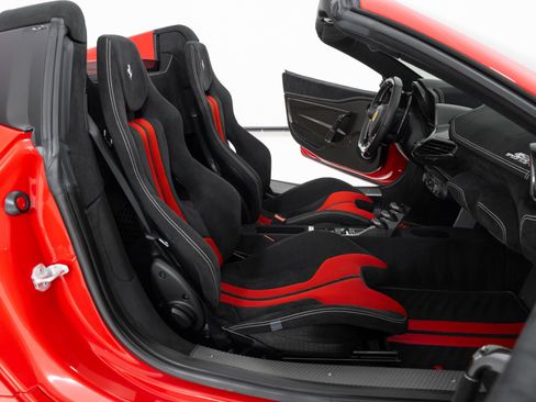 Used 2015 Ferrari 458 Speciale A image 49