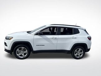 Used 2024 Jeep Compass Latitude video 2