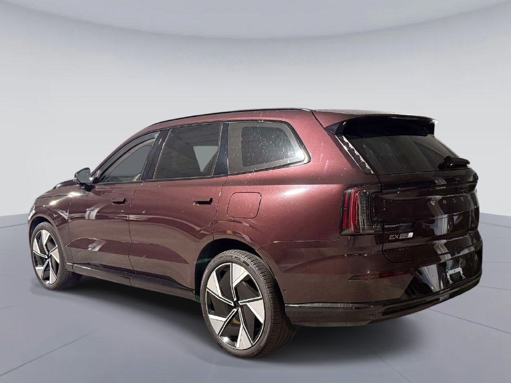Used 2025 Volvo EX90 Ultra AWD/4WD image 4