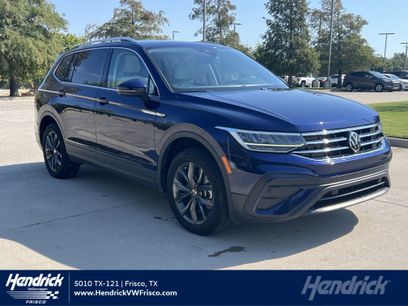 Certified 2023 Volkswagen Tiguan SE w/ Panoramic Sunroof Package