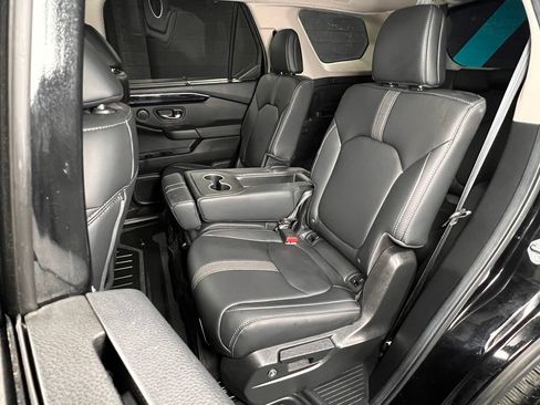 Used 2025 Honda Pilot EX-L image 21
