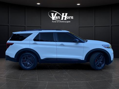 Used 2020 Ford Explorer ST w/ ST Street Pack AWD/4WD image 2