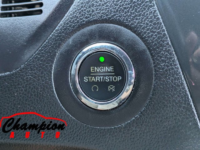 Used 2017 Ford Explorer XLT FWD image 30