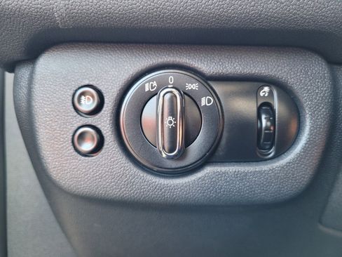 Used 2020 MINI Cooper Clubman S image 22