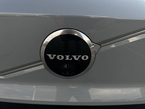 Used 2025 Volvo EX30 Ultra w/ Climate Package image 30