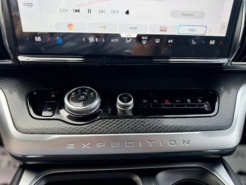 New 2026 Ford Expedition Platinum AWD/4WD image 18