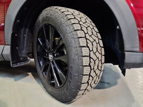 Used 2018 Toyota RAV4 Adventure AWD/4WD image 55