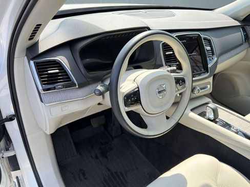 Used 2023 Volvo XC90 B6 Plus w/ Protection Package Premier image 4