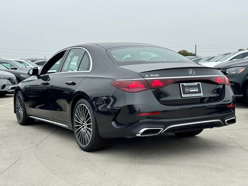 Used 2025 Mercedes-Benz E 350 Sedan image 9