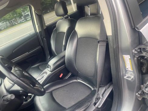 Used 2016 Dodge Journey Crossroad FWD image 15