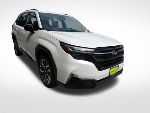 Used 2026 Subaru Forester Touring AWD/4WD image 9