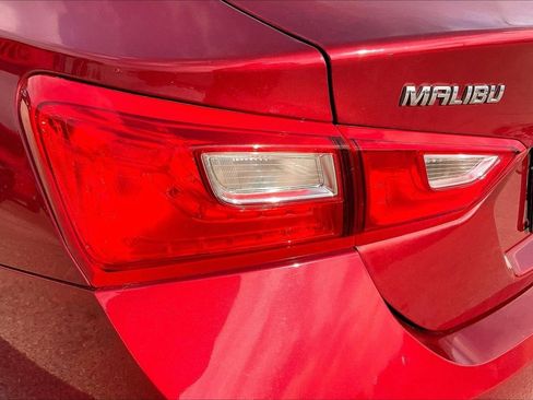 Used 2017 Chevrolet Malibu LT w/ Driver Confidence Package image 20