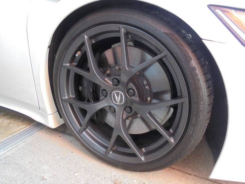 Used 2017 Acura NSX AWD/4WD image 24