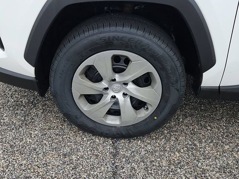 Used 2019 Toyota RAV4 LE w/ All Weather Liner Package AWD/4WD image 7