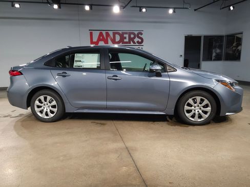 New 2026 Toyota Corolla LE image 8