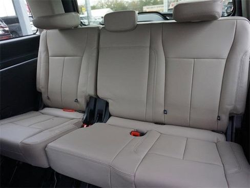 New 2024 Ford Expedition XLT image 16