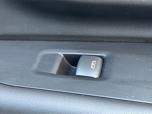 Used 2021 Chevrolet Tahoe RST w/ Luxury Package image 23