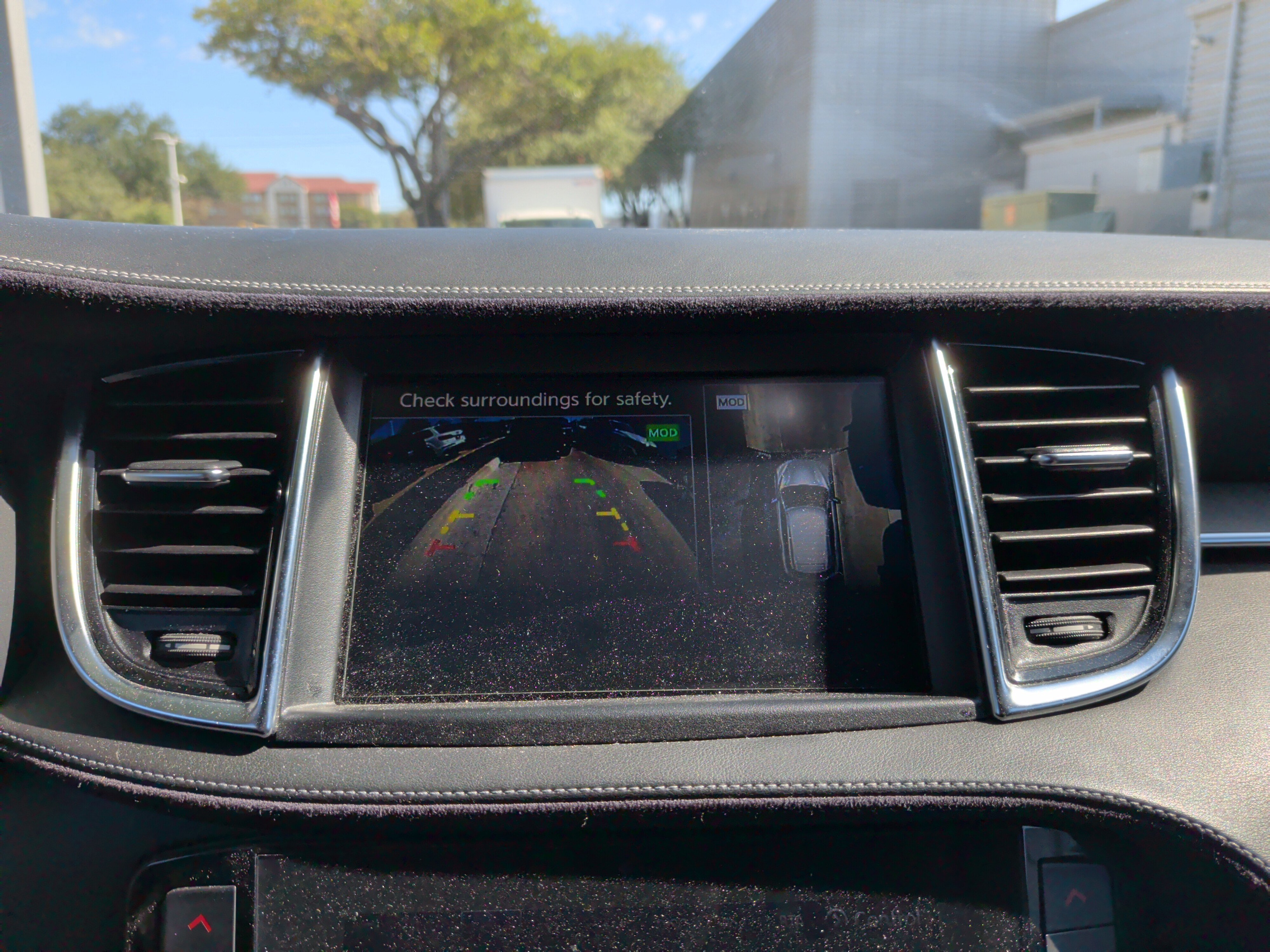 Used 2019 INFINITI QX50 Essential w/ Sensory Package FWD image 24