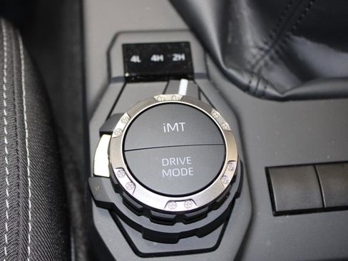 Used 2025 Toyota Tacoma TRD Off-Road AWD/4WD image 24
