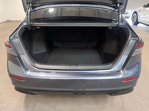 Used 2025 Honda Accord EX-L image 16