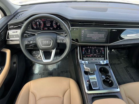 Certified 2025 Audi Q7 3.0T Premium w/ Convenience Package image 23