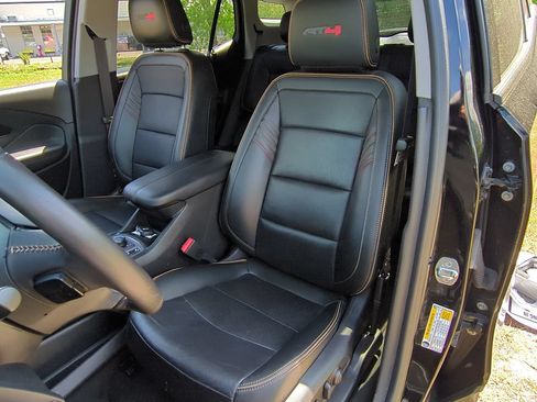 Used 2022 GMC Terrain AT4 AWD/4WD image 11