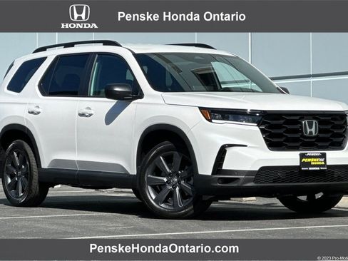 New 2025 Honda Pilot Sport image 1