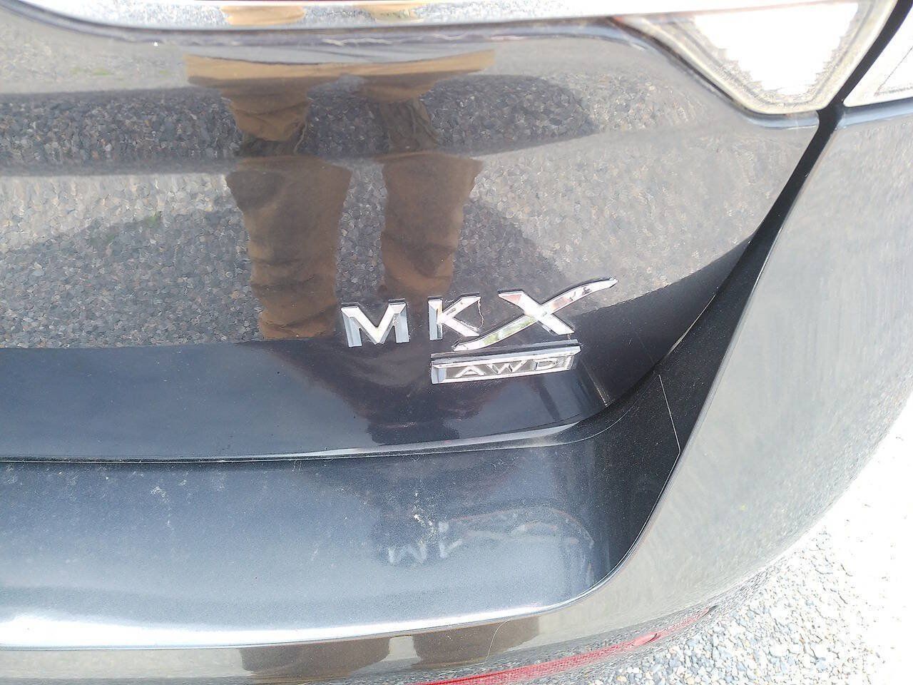 Used 2013 Lincoln MKX AWD image 7