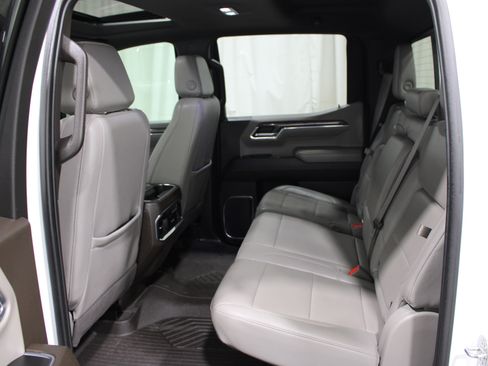 Used 2024 Chevrolet Silverado 1500 LTZ w/ LTZ Premium Package AWD/4WD image 20