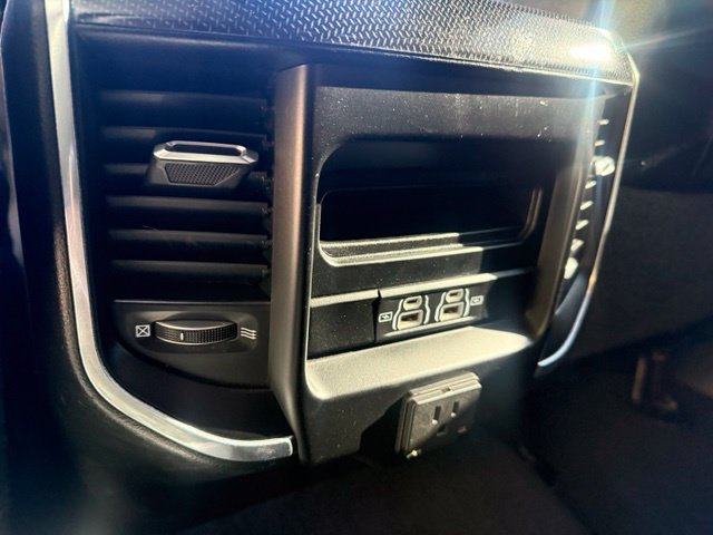 Used 2022 RAM 2500 Laramie w/ Night Edition AWD/4WD image 21