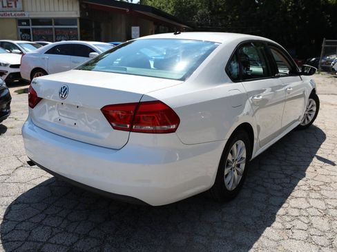 Used 2012 Volkswagen Passat 2.5 S FWD image 6