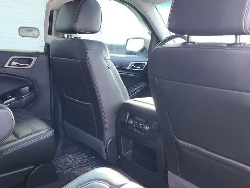 Used 2019 GMC Yukon Denali w/ Denali Ultimate Package image 17