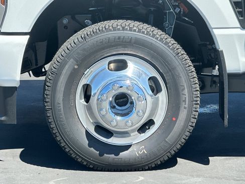 New 2026 Ford F350 Platinum AWD/4WD image 25