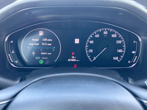 Used 2018 Honda Accord LX image 19