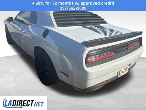 Used 2016 Dodge Challenger R/T w/ Blacktop Package image 7