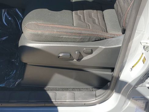 Used 2025 Nissan Frontier PRO-4X w/ Interior Protection Package AWD/4WD image 25